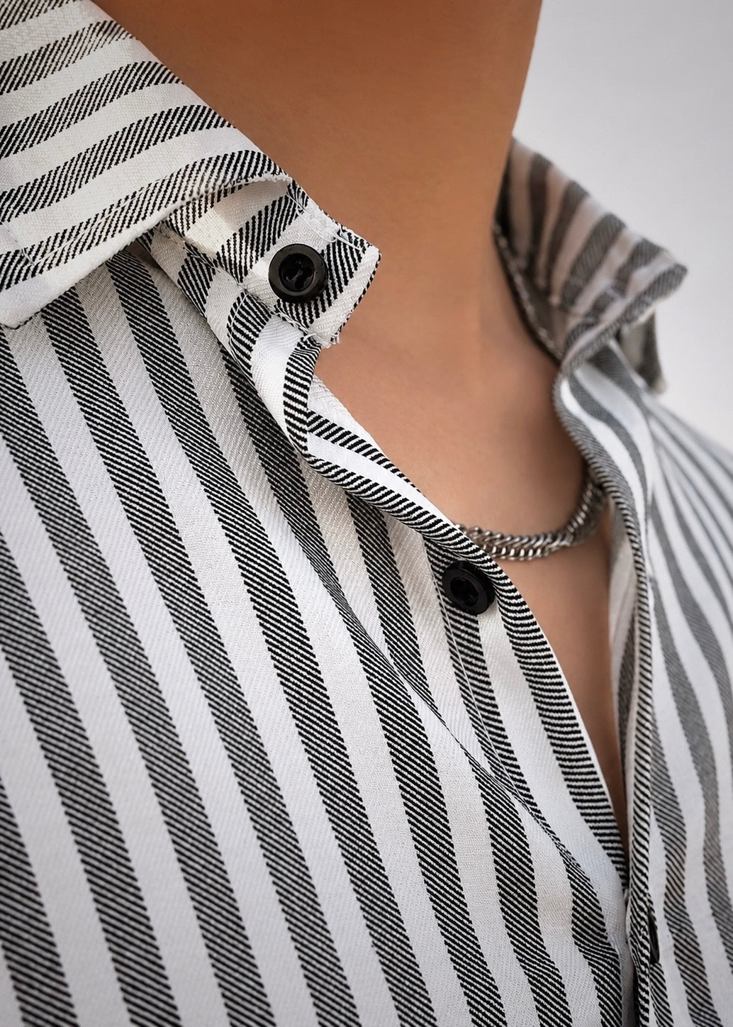 BOXY FIT LINED SHIRT