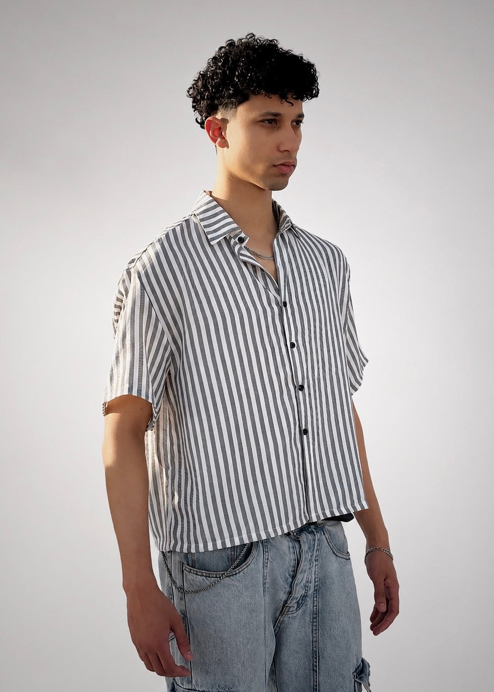 BOXY FIT LINED SHIRT