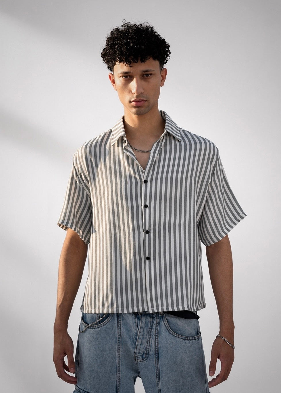 BOXY FIT LINED SHIRT